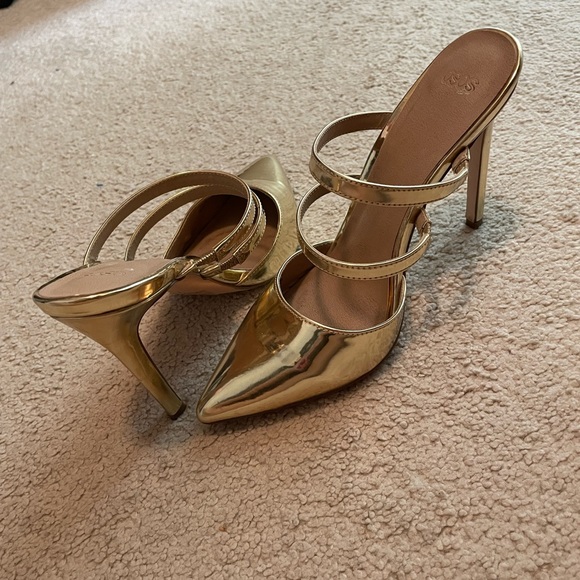 ASOS gold pointed toe heels - Picture 7 of 10